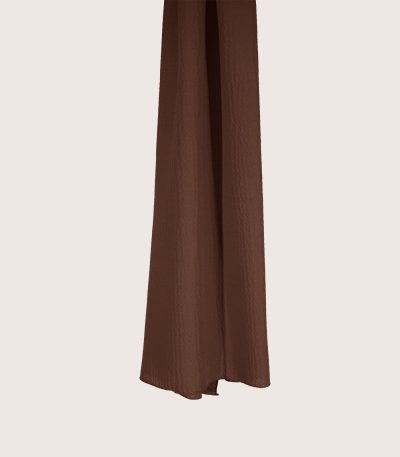 "Ontdek het ultieme comfort van onze Mio hoofddoek - een unieke mix van flexibiliteit en ademend vermogen. Geschikt voor alle seizoenen en perfect voor dagelijks gebruik. Bestel nu en ervaar de veelzijdigheid van Mio